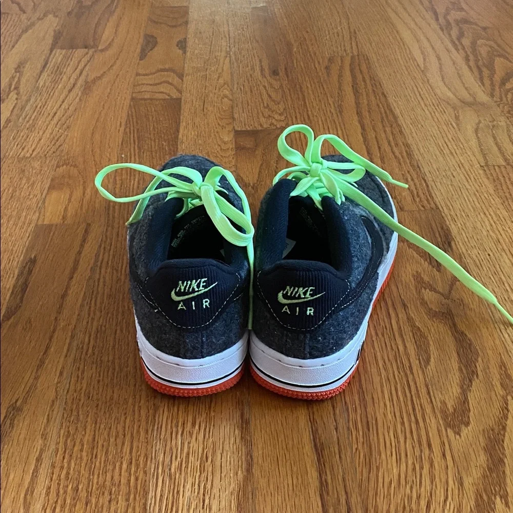 Nike Air Force 1 - LV8 Black/Ghost Green Size 4 - Picture 4 of 6